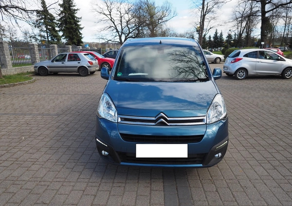 Citroen Berlingo cena 52900 przebieg: 10120, rok produkcji 2017 z Kędzierzyn-Koźle małe 232